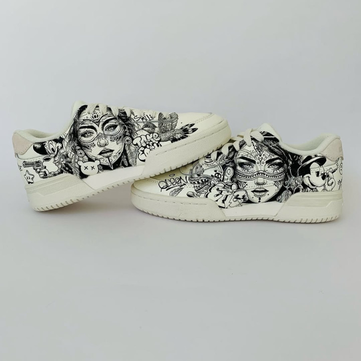 Custom Graffiti Pop