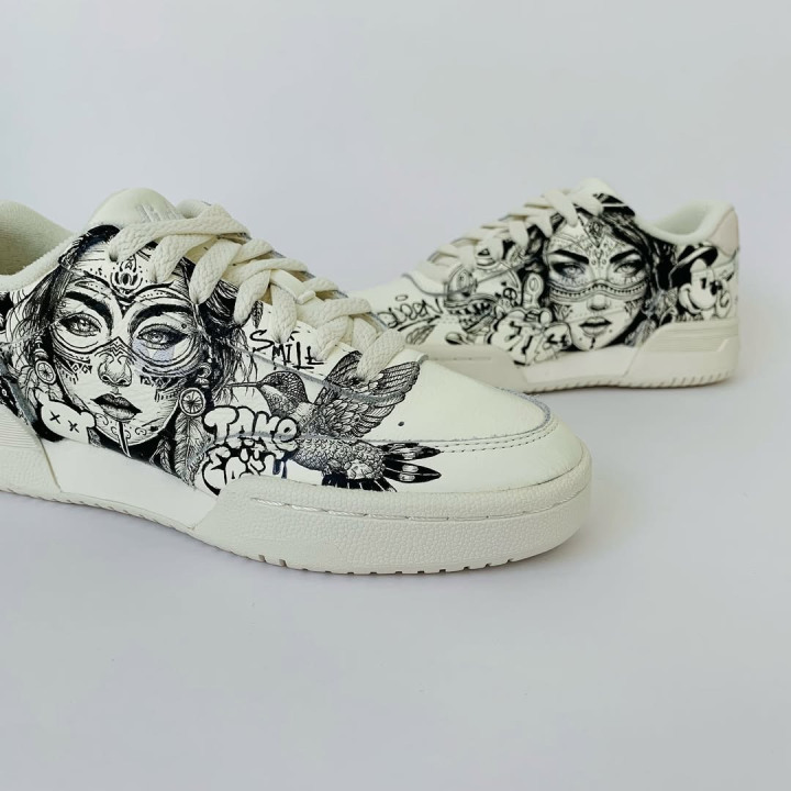 Custom Graffiti Pop